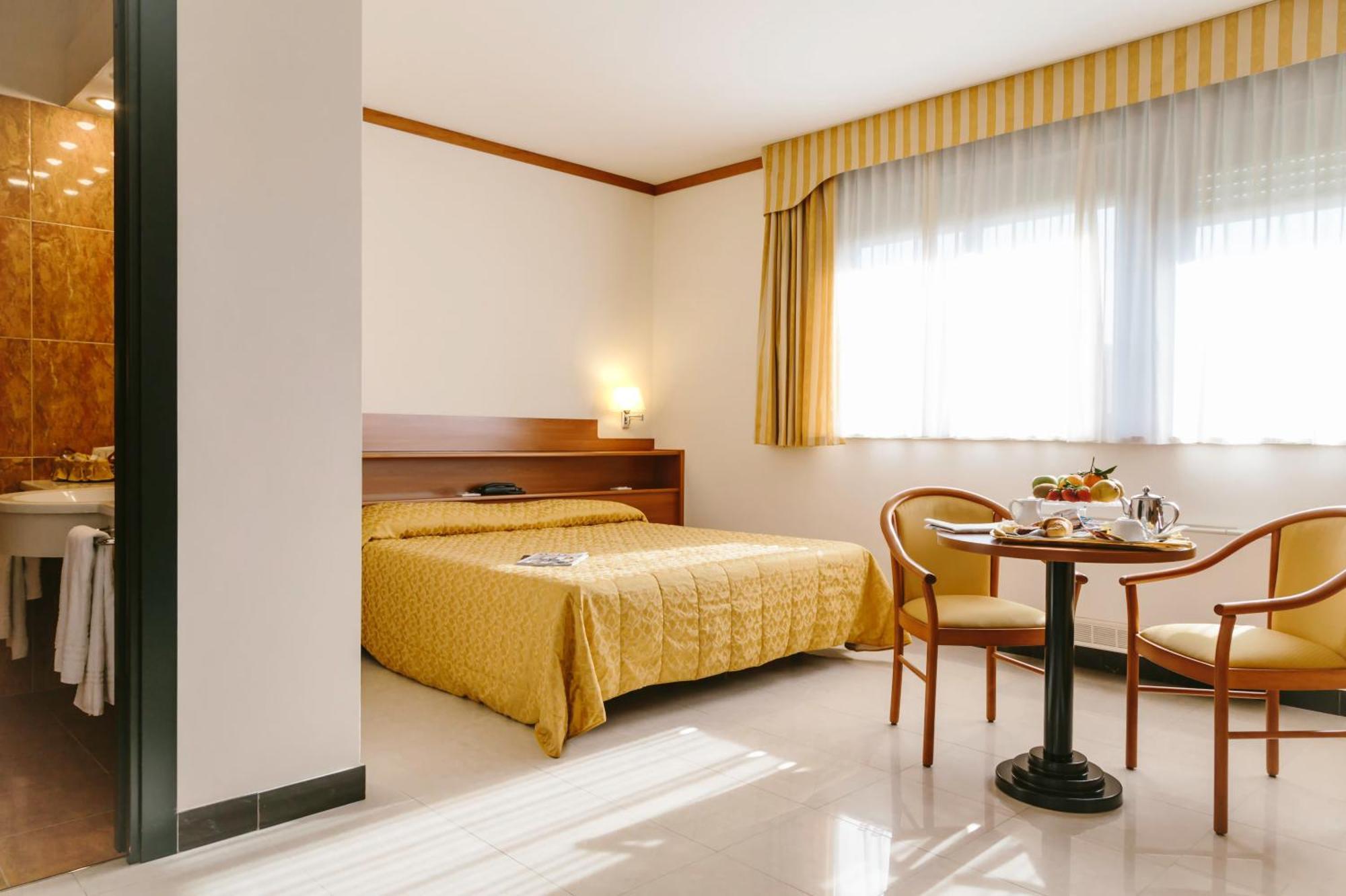 Hotel Residence Federiciano Valenzano Exterior photo
